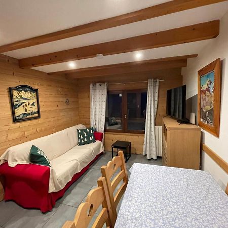 לז אור L Alpin Bel Appartement Avec Terrasse Dans Vieille Ferme De Montagne Renovee מראה חיצוני תמונה