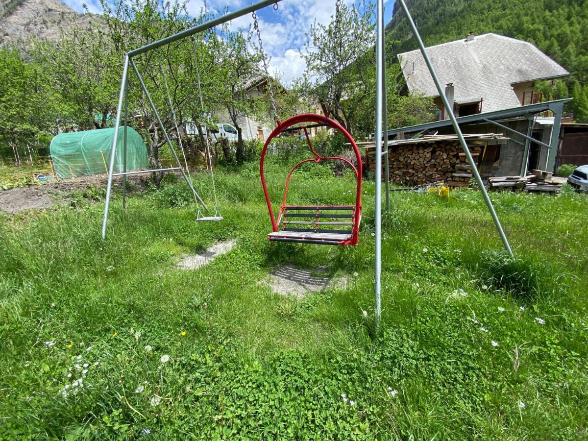 לז אור L Alpin Bel Appartement Avec Terrasse Dans Vieille Ferme De Montagne Renovee מראה חיצוני תמונה
