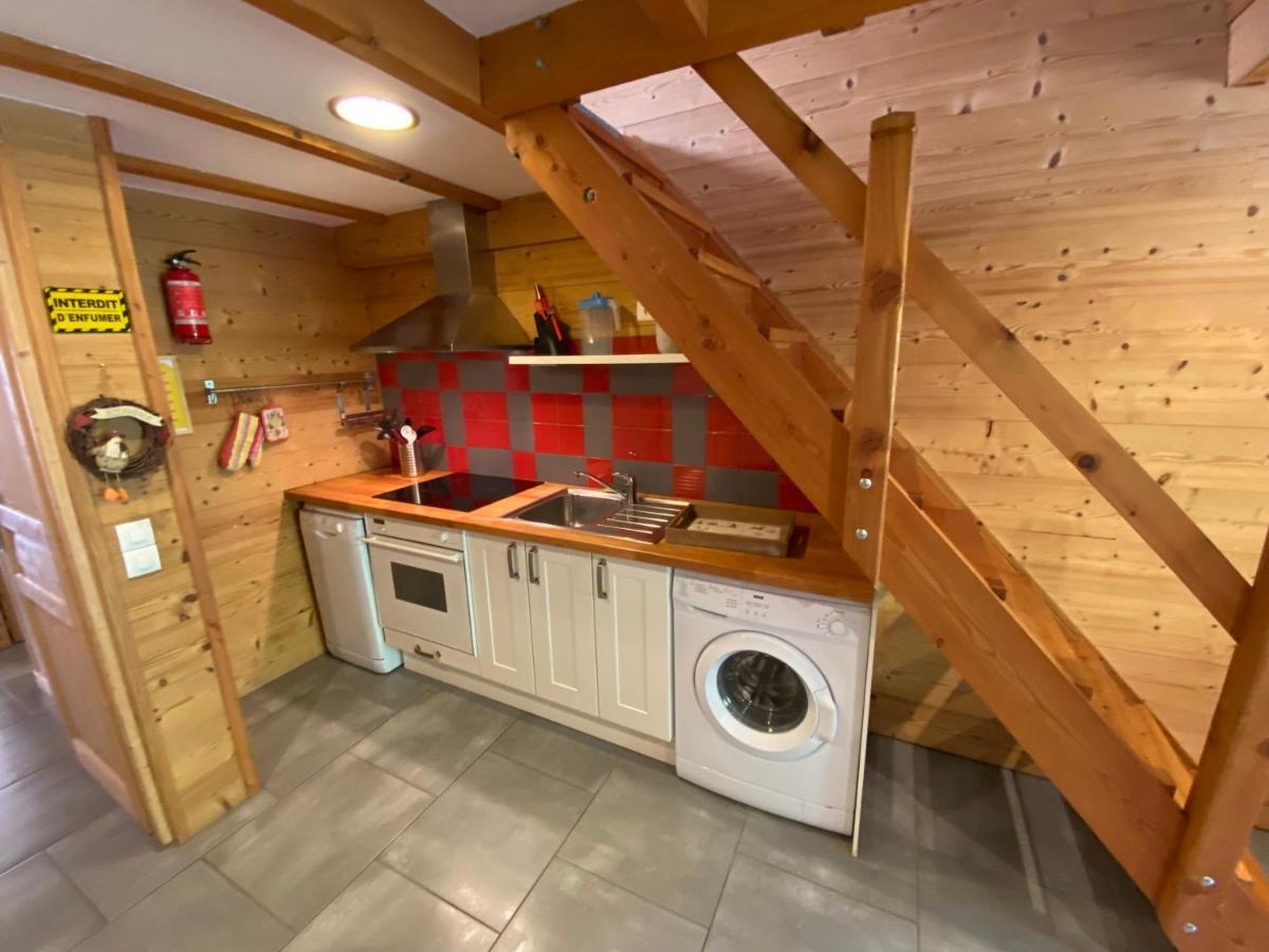 לז אור L Alpin Bel Appartement Avec Terrasse Dans Vieille Ferme De Montagne Renovee מראה חיצוני תמונה