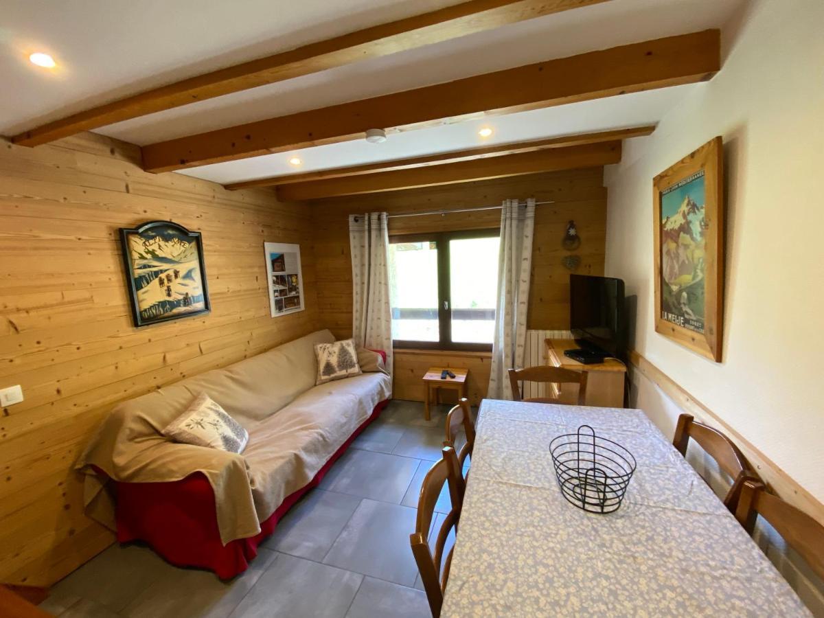 לז אור L Alpin Bel Appartement Avec Terrasse Dans Vieille Ferme De Montagne Renovee מראה חיצוני תמונה