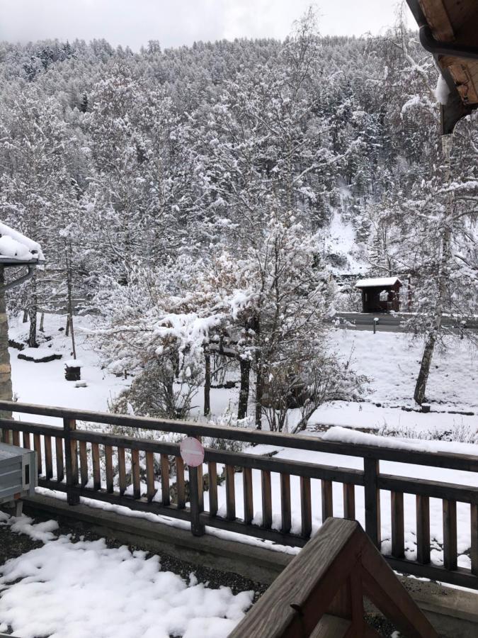לז אור L Alpin Bel Appartement Avec Terrasse Dans Vieille Ferme De Montagne Renovee מראה חיצוני תמונה