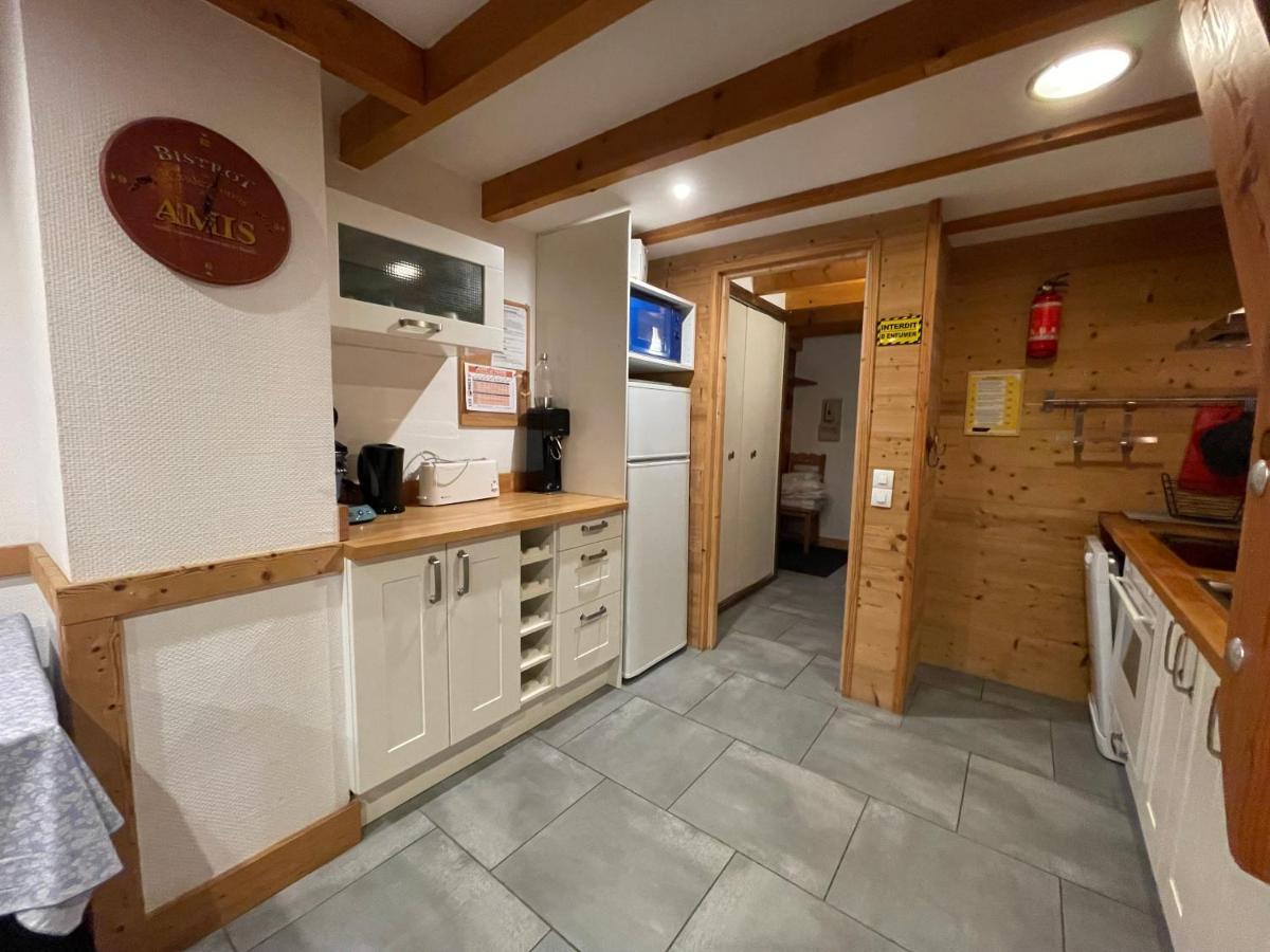 לז אור L Alpin Bel Appartement Avec Terrasse Dans Vieille Ferme De Montagne Renovee מראה חיצוני תמונה