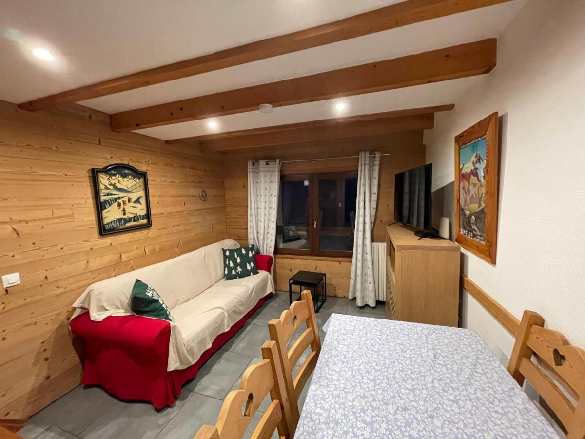 לז אור L Alpin Bel Appartement Avec Terrasse Dans Vieille Ferme De Montagne Renovee מראה חיצוני תמונה